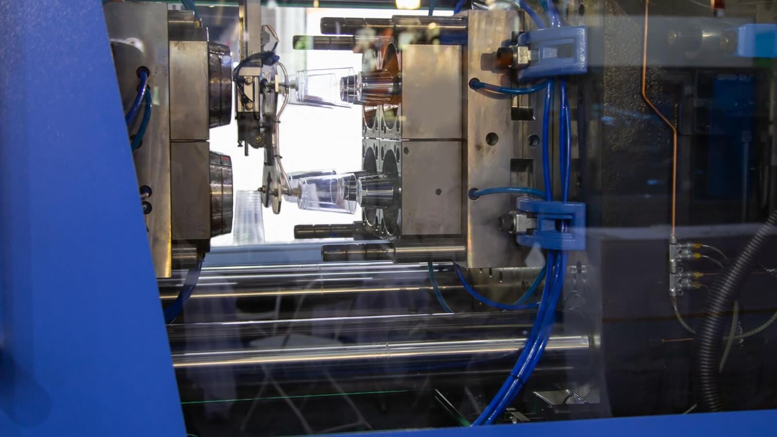 Maxnext GmbH: Formenbau Spritzguss für Hochwertige Kunststoffteile – Einfache Online-Bestellung