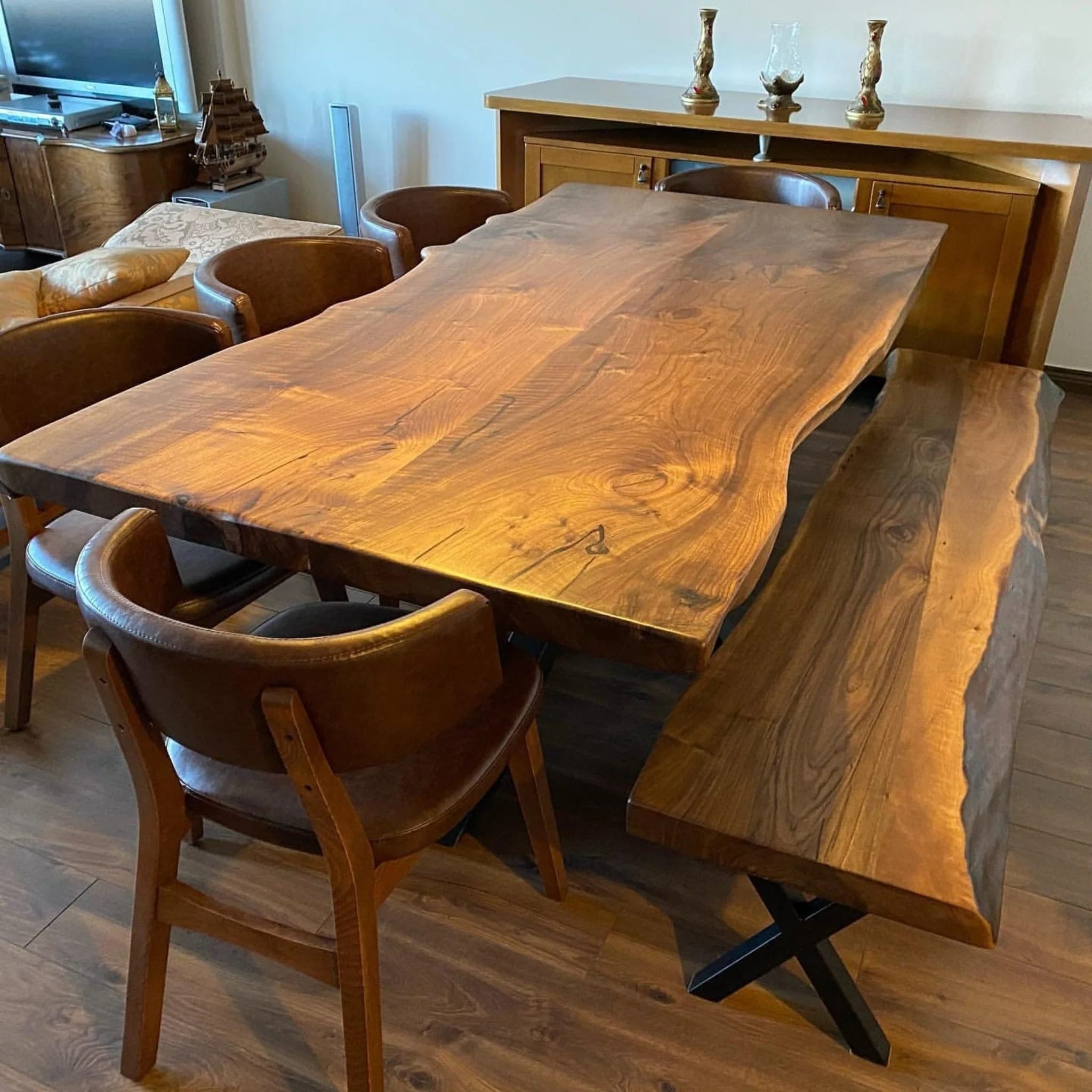 Tischplatte Massivholz nach Maß – Für bestehende Gestelle und Neuanfertigungen