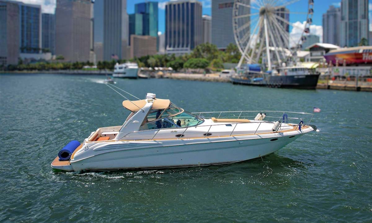 Entdecken Sie Yachtcharter Griechenland zu günstigen Preisen