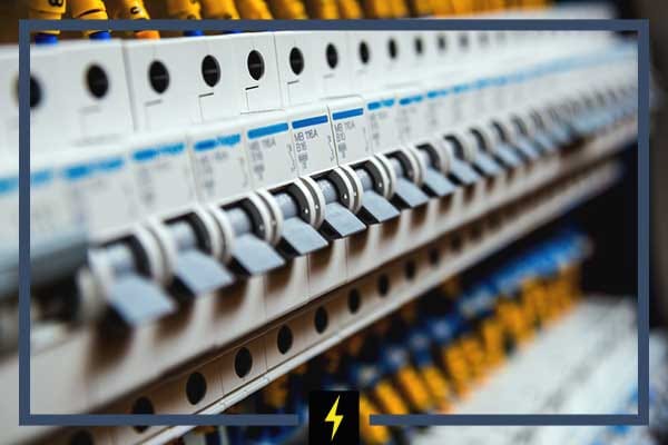 Elektriker Notdienst Hamburg: Ihr verlässlicher Partner bei dringenden Elektroproblemen