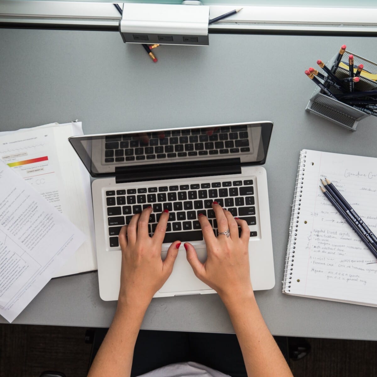 Lektorat Dissertation: Präzision in Forschung und Verschriftlichung