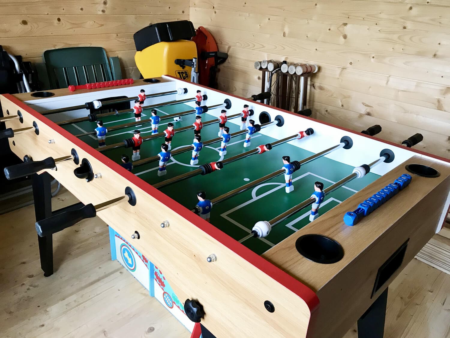 Fussballkicker mieten: Der perfekte Tischkicker für dein Outdoor-Abenteuer