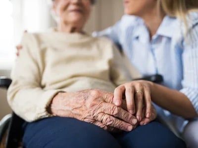 Entdecken Sie die Vorteile von 24 Stunden Pflege zu Hause: Professionelle Hilfe für Ihre Familie