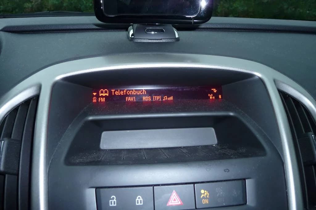 Exakte Nachbildung: Diese Bluetooth Freisprechanlage übernimmt Werkseinstellungen ohne Abweichungen