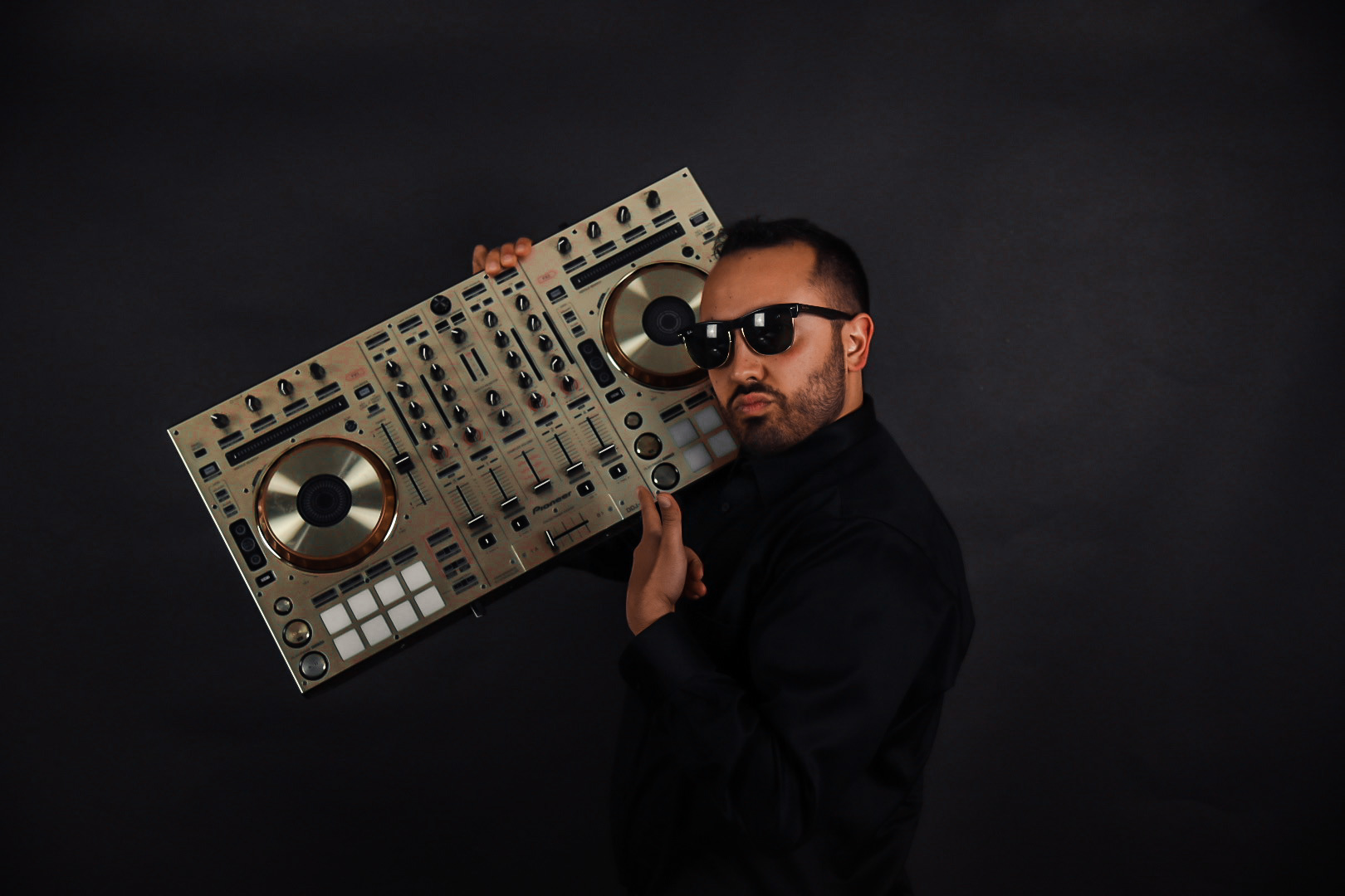 Der Schlüssel zu einer großartigen Hochzeitsfeier: Hochzeits DJ Augsburg im Fokus
