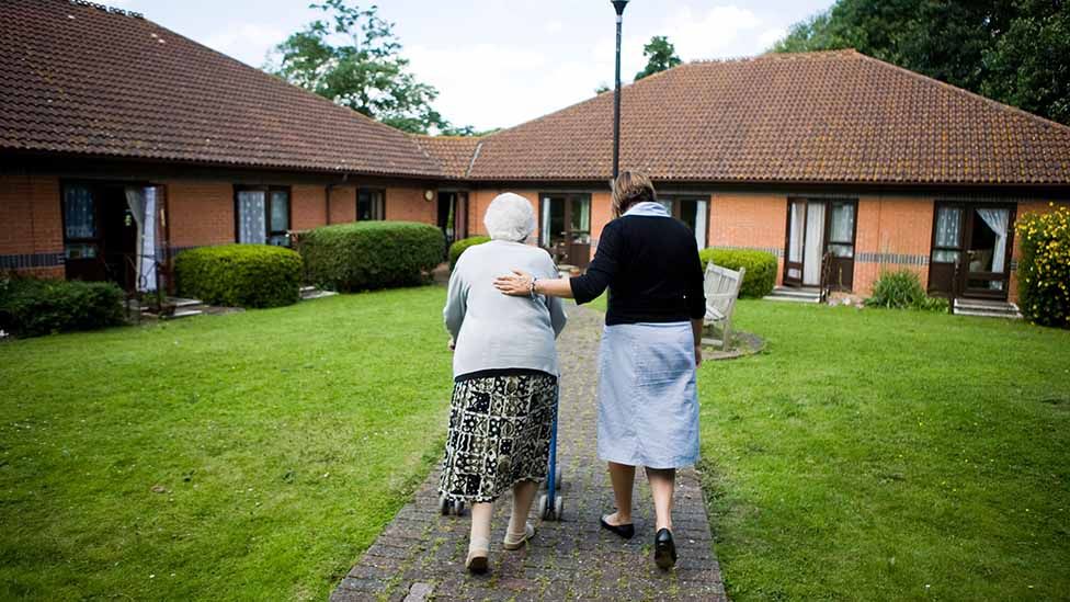 24-Stunden-Betreuung zu Hause: So finden Sie die perfekte Unterstützung