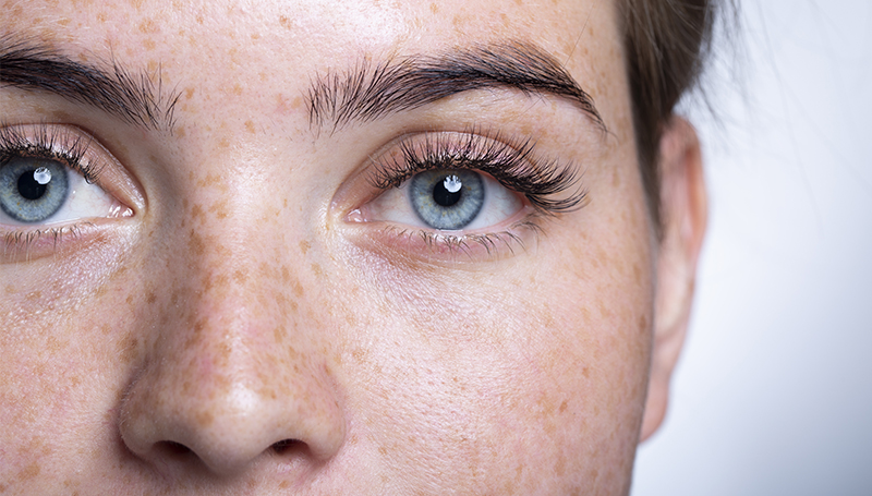 Wimpernverlängerungen bei LashLink: Erleben Sie hochwertige Wimpern in Premium-Qualität