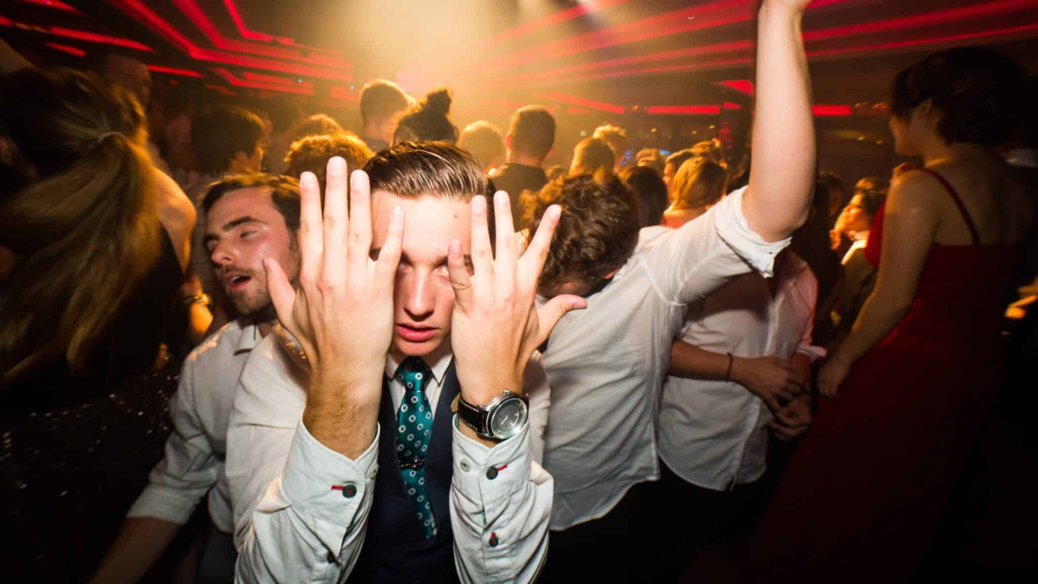 Verstärken Sie Ihr Hochzeitserlebnis mit der musikalischen Meisterschaft von DJ-Salzburg in Salzburg