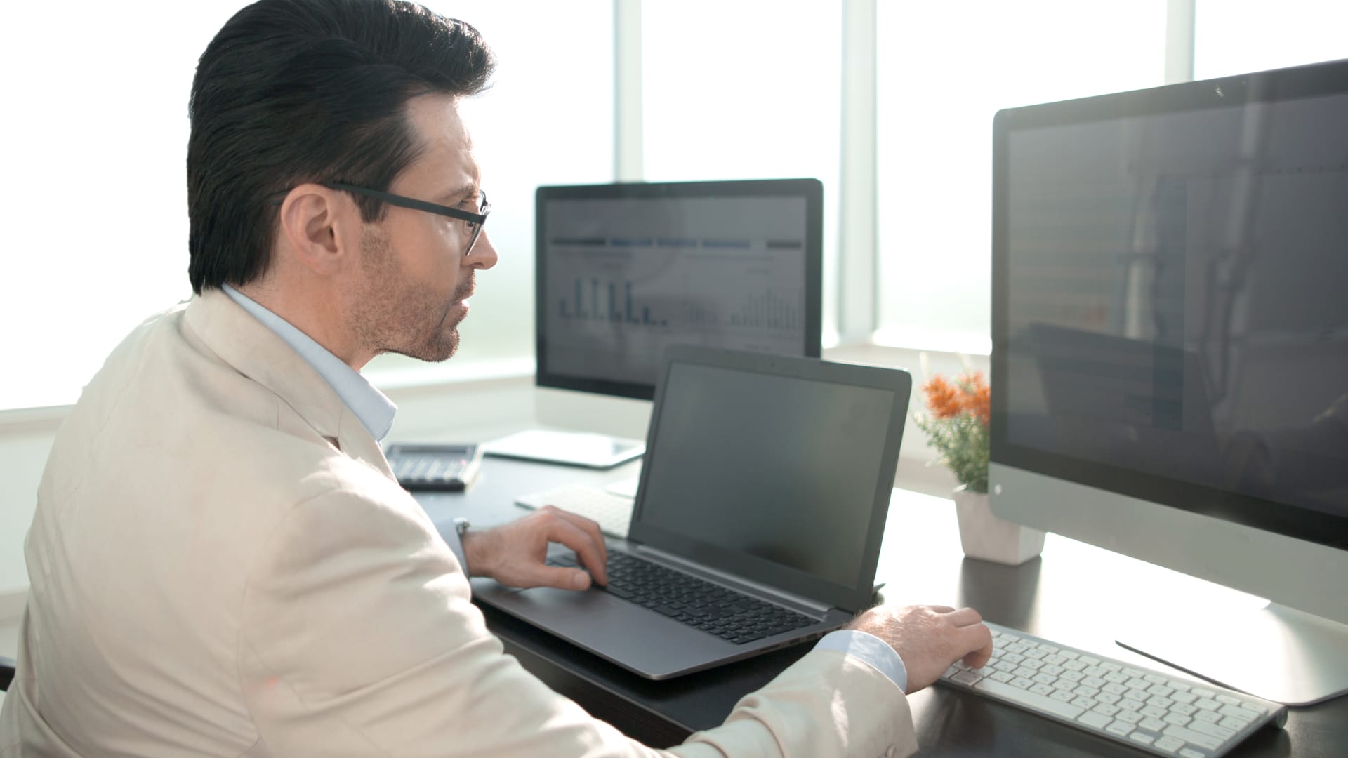 Employee Tracking: How Computer Monitoring Software Can Improve Performance