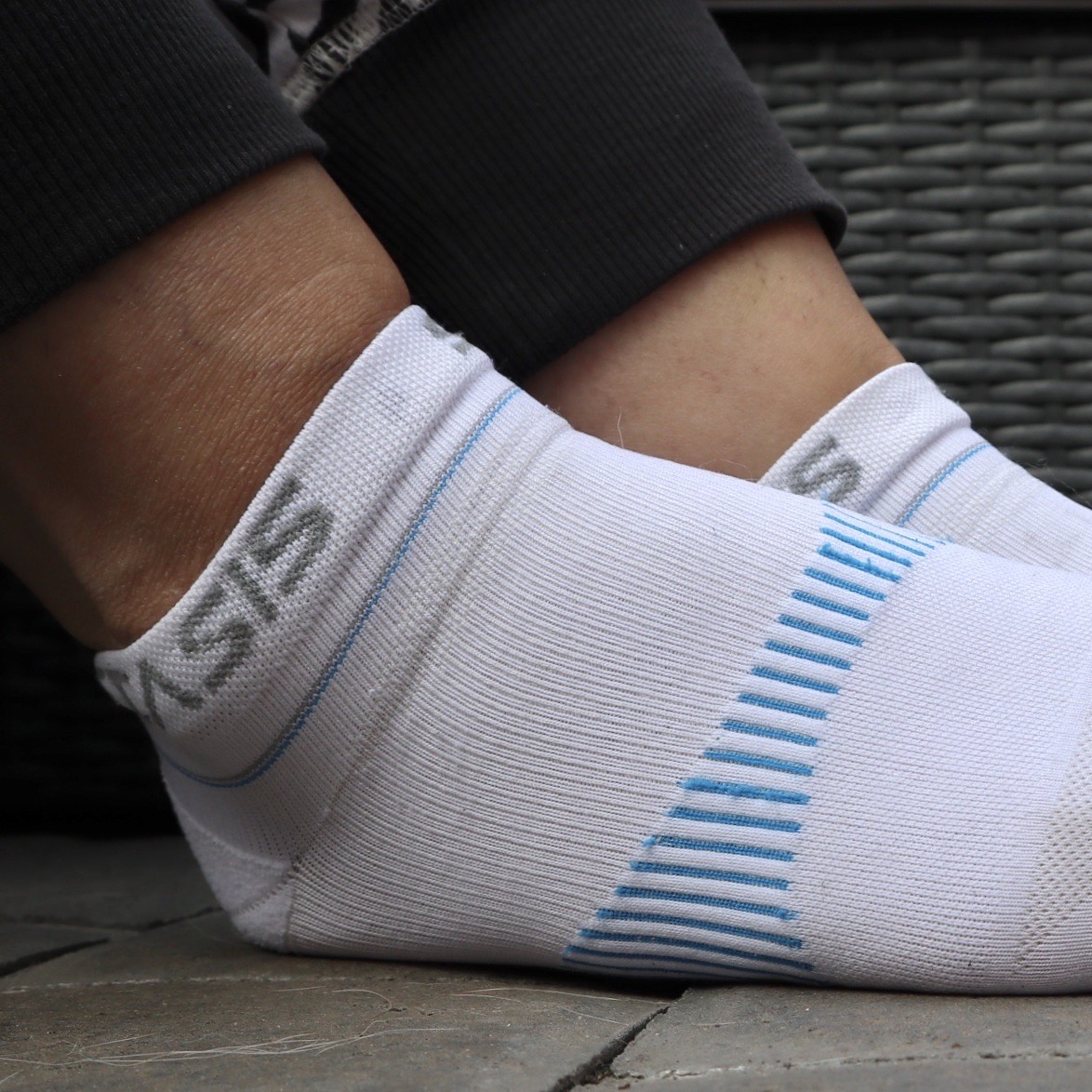 Innovative Fußpflege: Was Sie über Neurosocken wissen sollten