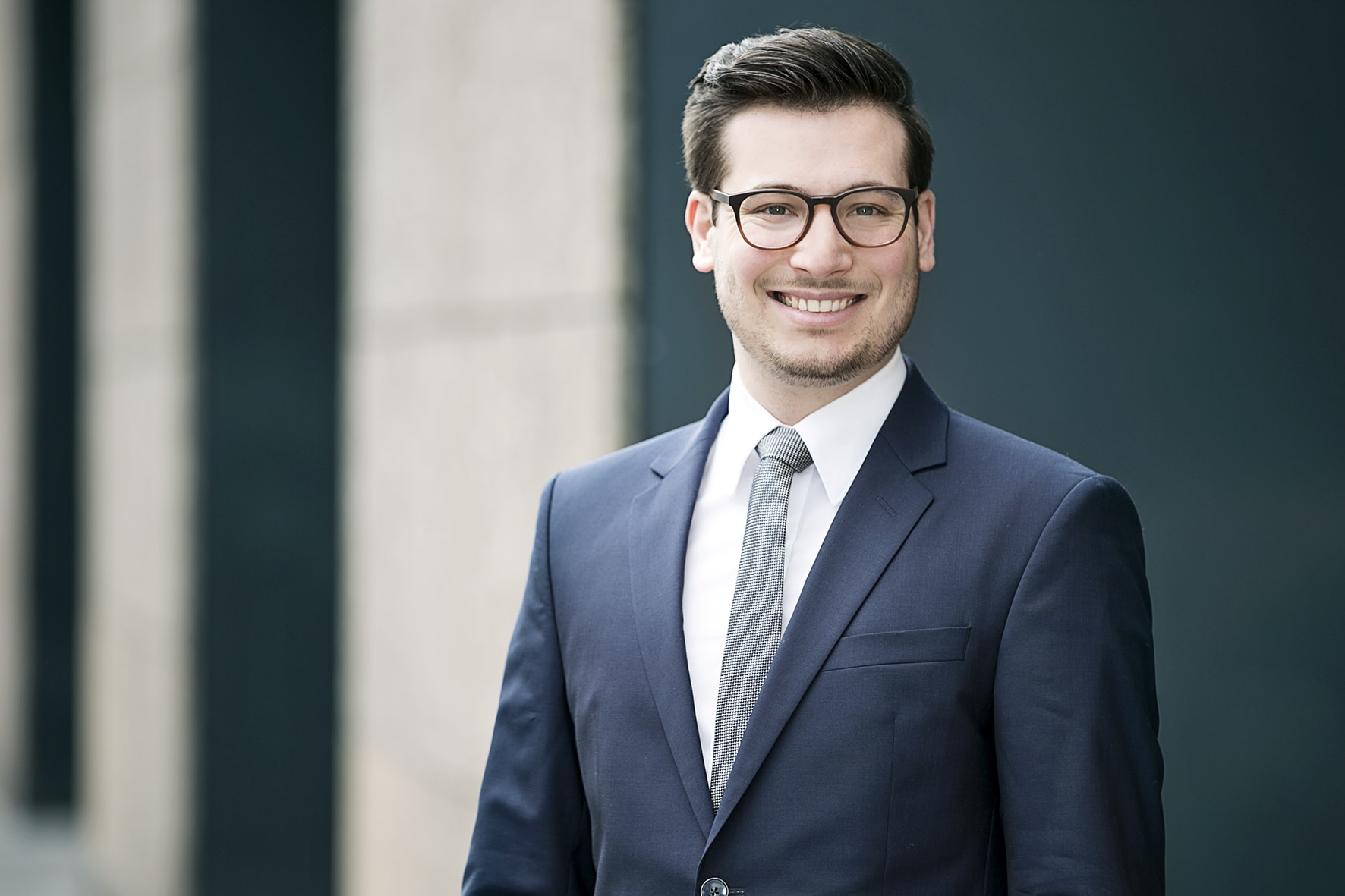 Mühelose Erstellung von Ki Bewerbungsfotos: Nutzen Sie KI für professionelle Ergebnisse