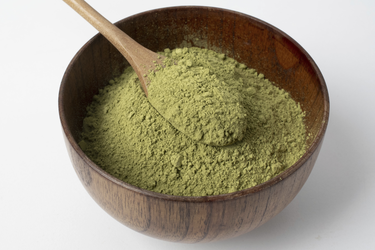 Sind Sie auf der Suche nach hochwertigem Kratom? Bestellen Sie bei uns in Deutschland und Österreich und profitieren Sie von exzellentem Kundenservice und erstklassiger Qualität.