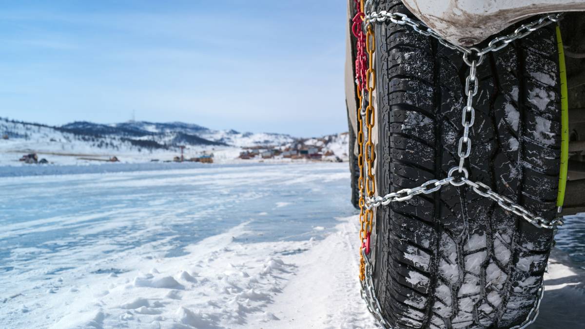 Finden Sie die Perfekten Schneeketten für Ihr Auto bei Schneeketten4u: Marken wie König, Maggi und Pewag