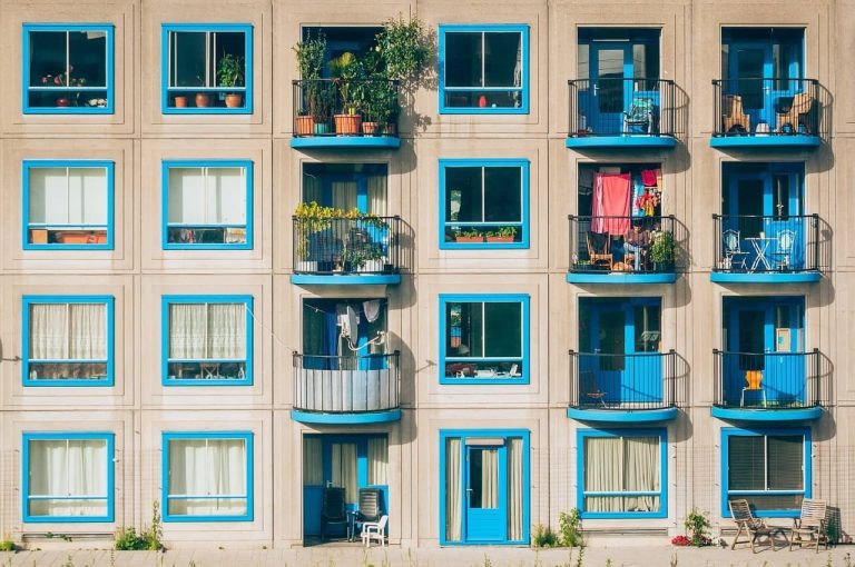 buying-your-first-apartment-building