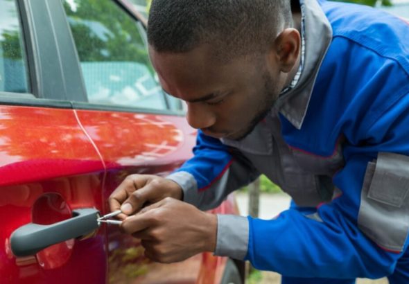 vehicle-locksmith-960x641
